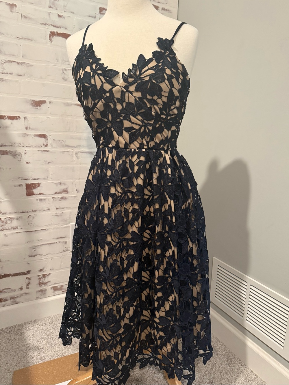 love...ady Navy Floral Lace Midi Dress